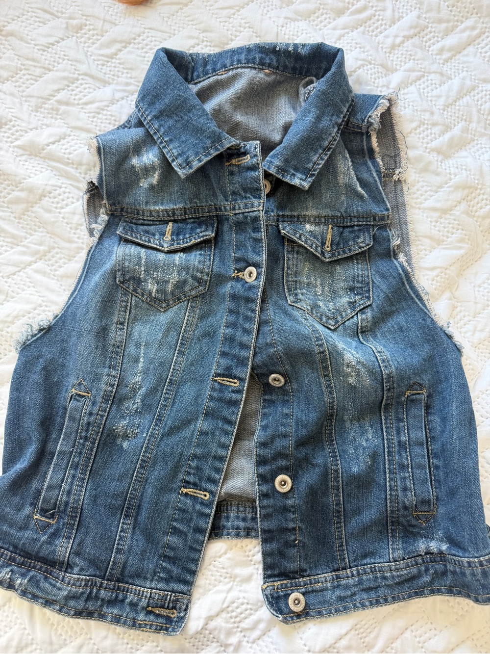 Highway Jeans Distressed Blue Denim Sleeveless Vest 0015
